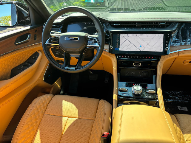 New 2027 Jeep Grand Cherokee Summit AWD/4WD image 13