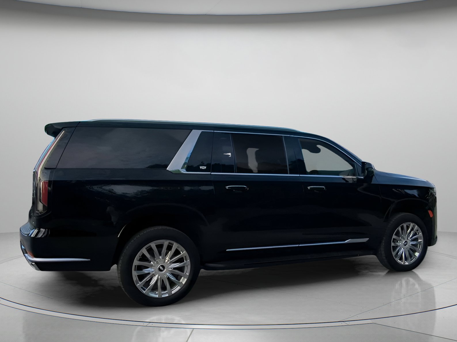 Used 2021 Cadillac Escalade ESV Premium Luxury AWD/4WD image 30