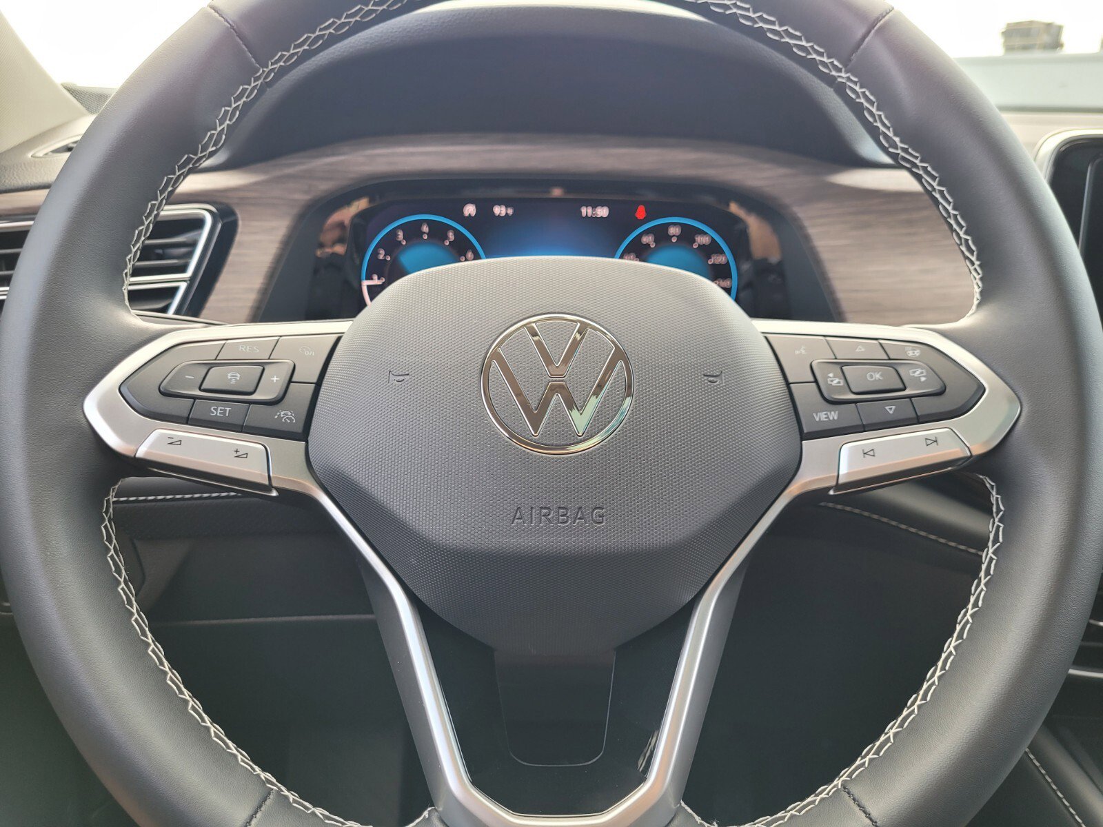 New 2026 Volkswagen Atlas SEL image 20