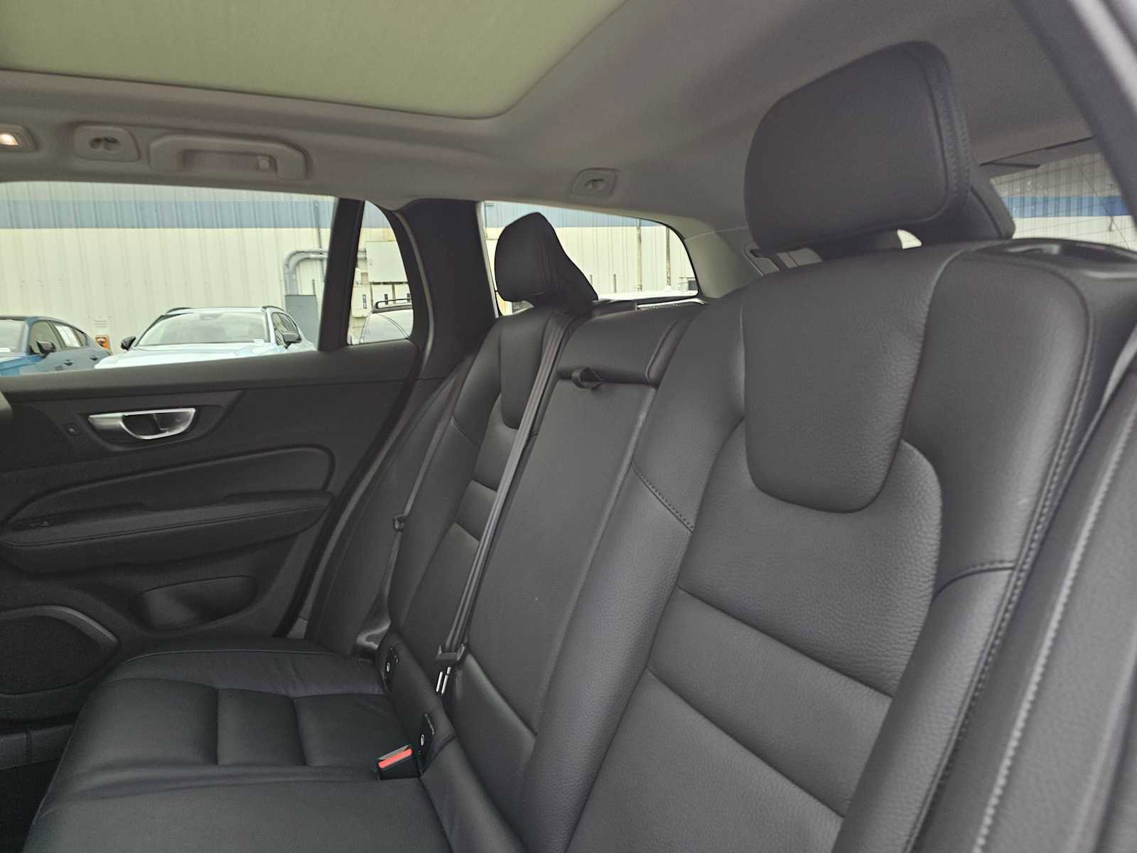 Certified 2025 Volvo V60 B5 Cross Country Plus image 20