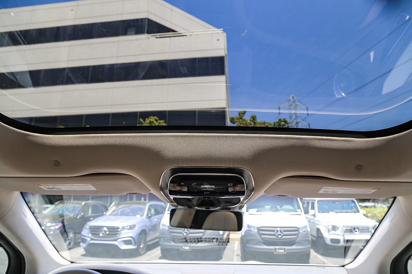 Used 2023 Mercedes-Benz EQS 580 4MATIC SUV image 14