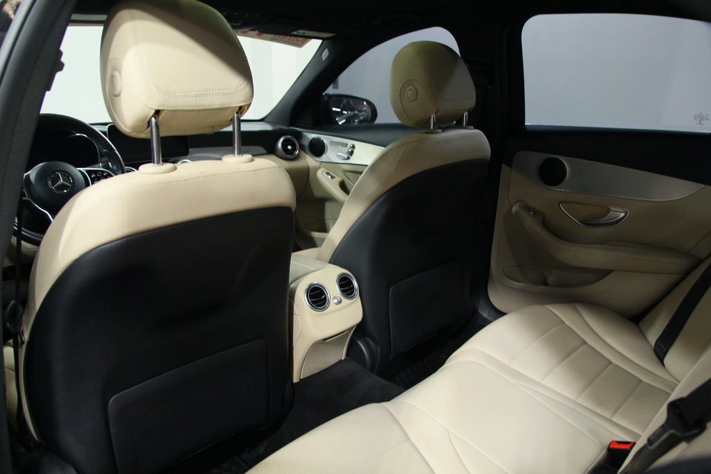 Certified 2019 Mercedes-Benz C 300 4MATIC Sedan image 26