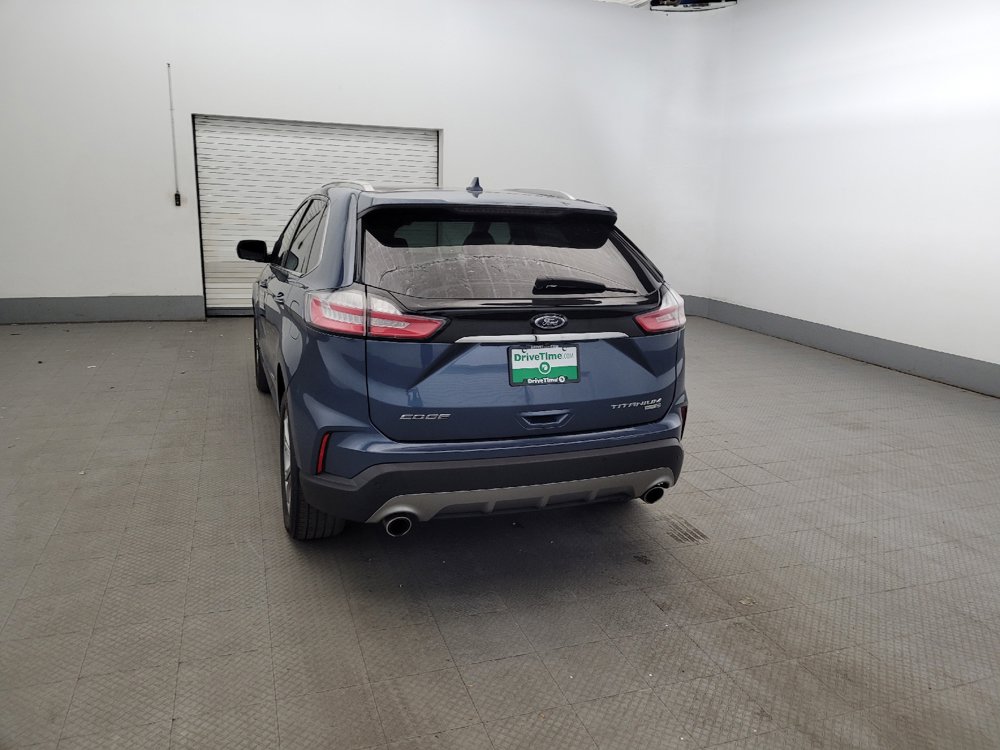 Used 2019 Ford Edge Titanium AWD/4WD image 6