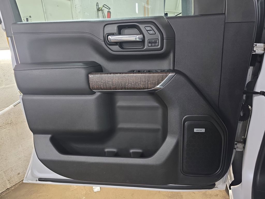 Used 2023 GMC Sierra 2500 Denali w/ Denali Ultimate Package image 25