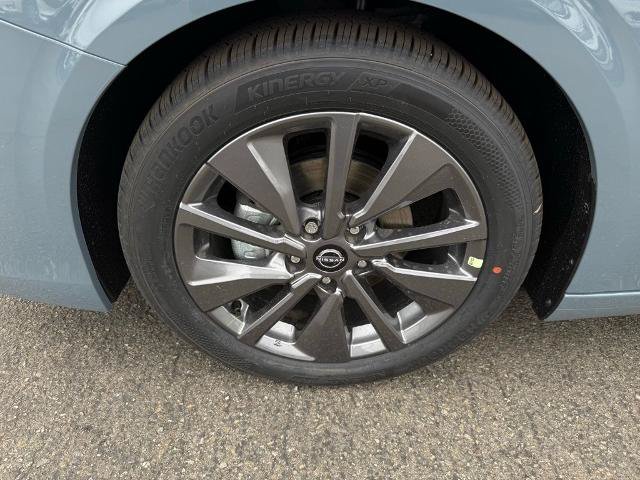New 2026 Nissan Sentra SL w/ Floor Mat Package FWD image 9