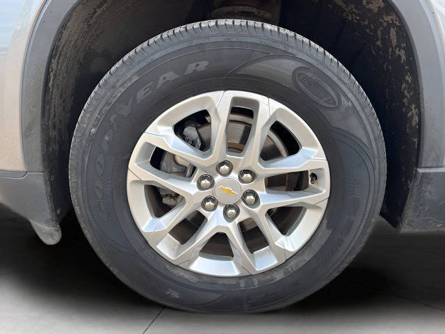 Used 2019 Chevrolet Traverse LS FWD image 11