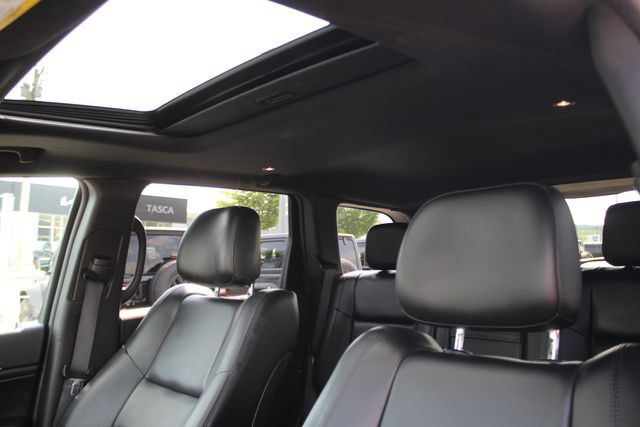 Used 2021 Jeep Grand Cherokee Limited AWD/4WD image 22