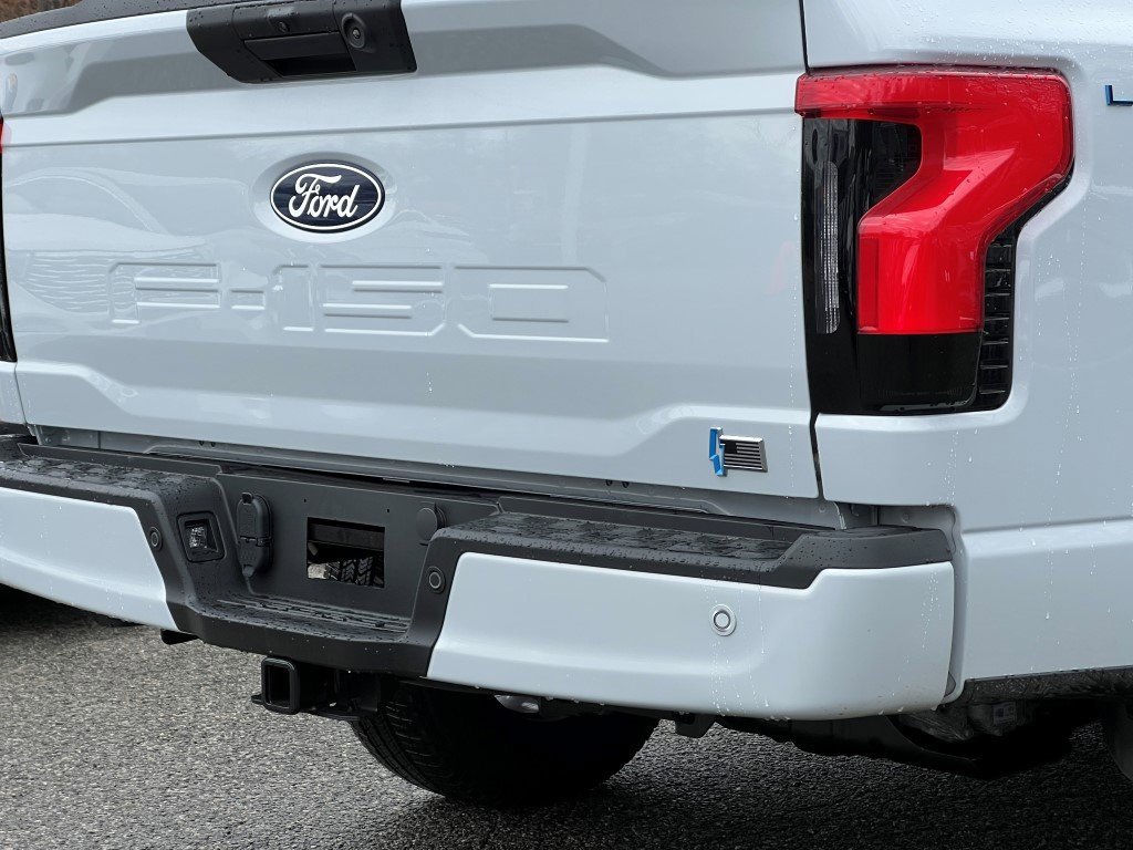 New 2025 Ford F150 Lightning XLT image 5