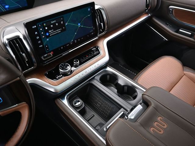 New 2025 Ford Expedition King Ranch image 22