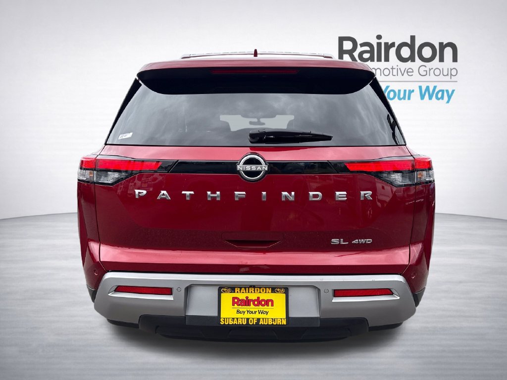 Used 2023 Nissan Pathfinder SL AWD/4WD image 6