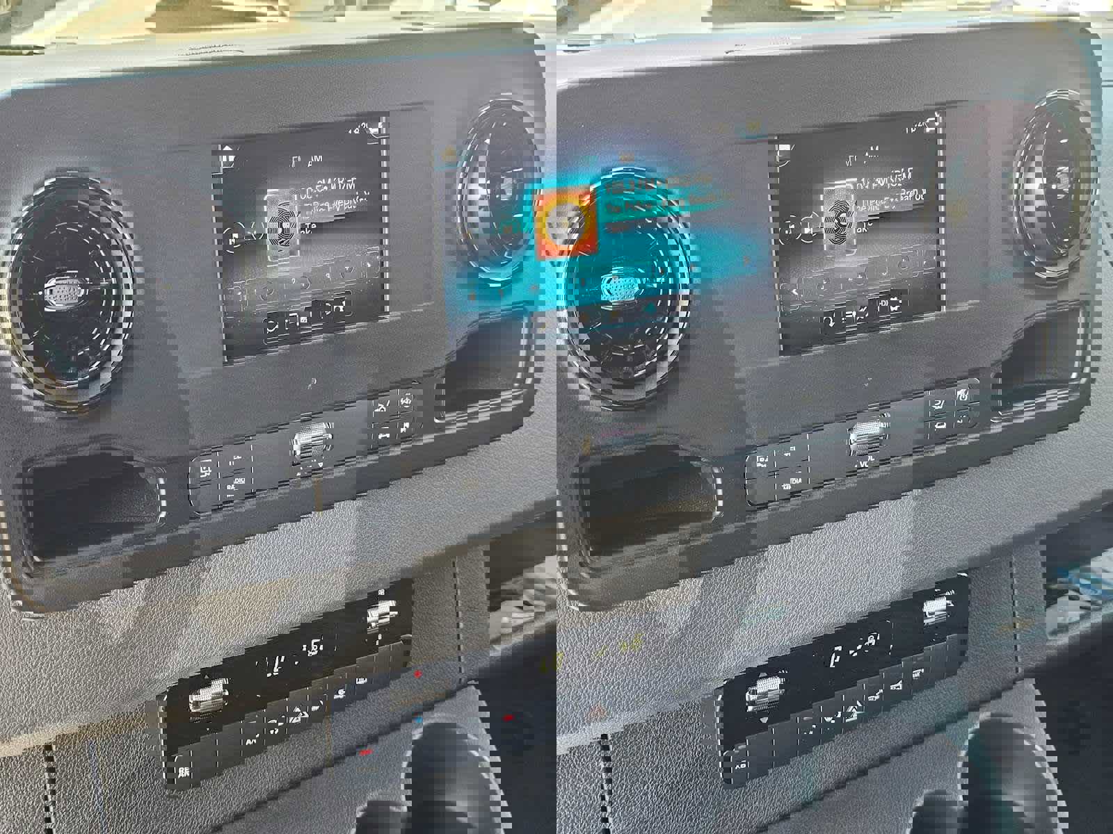 Used 2024 Mercedes-Benz Sprinter 3500 image 31