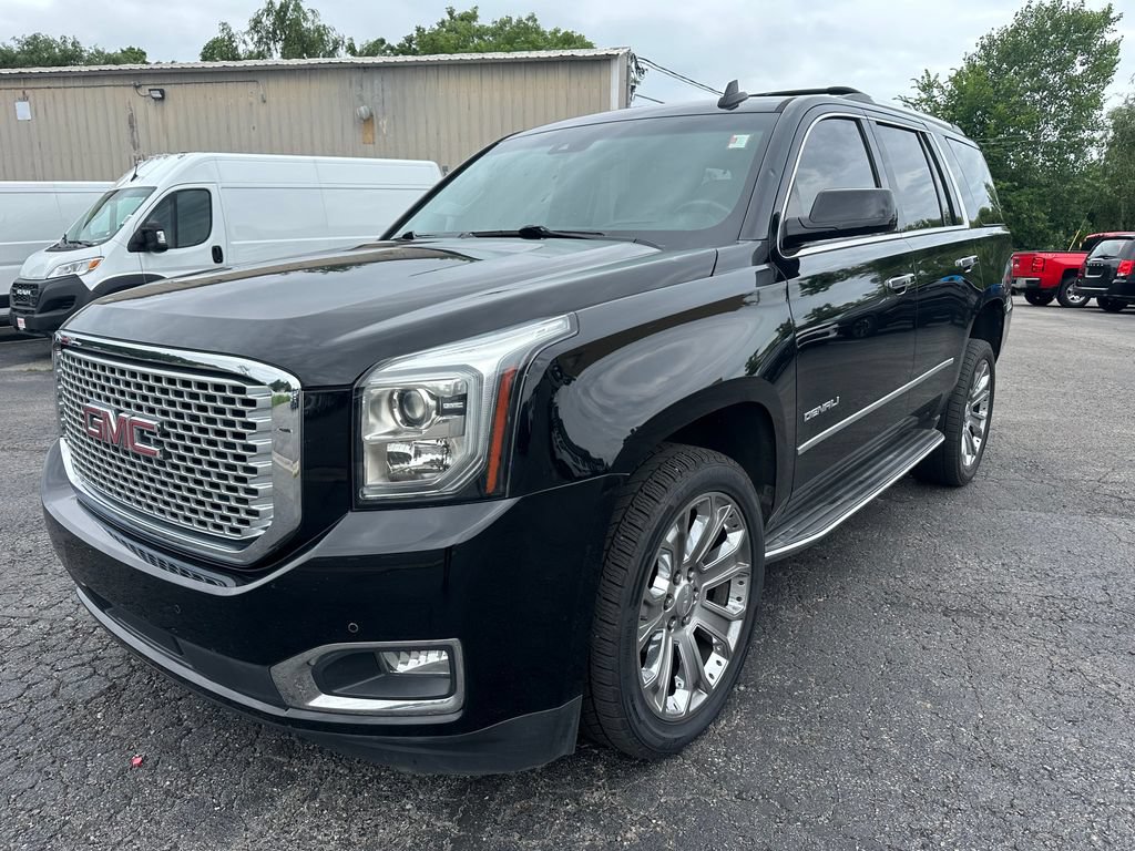Used 2017 GMC Yukon Denali w/ Open Road Package AWD/4WD image 10