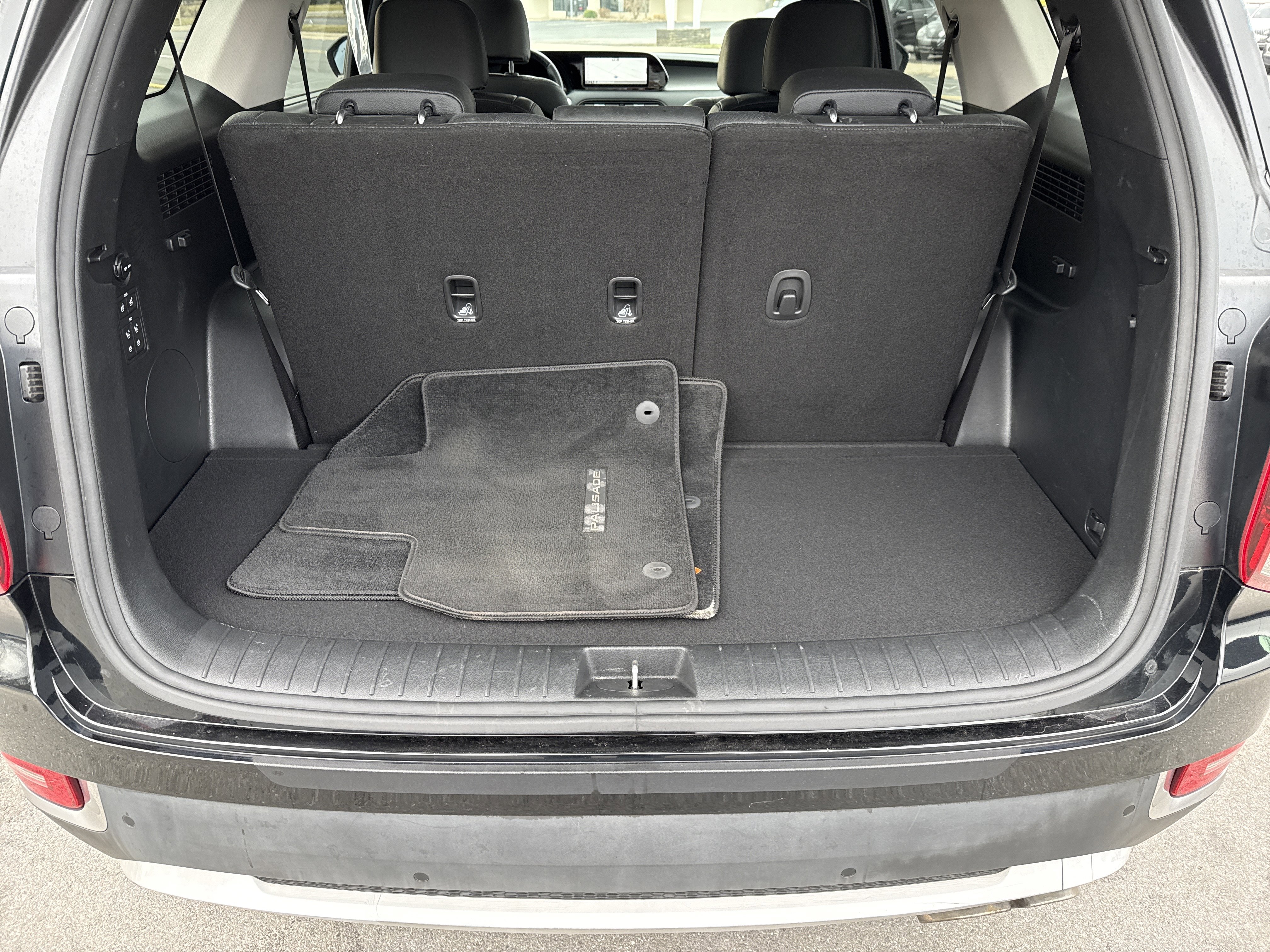 Used 2022 Hyundai Palisade SEL w/ Premium Package image 5