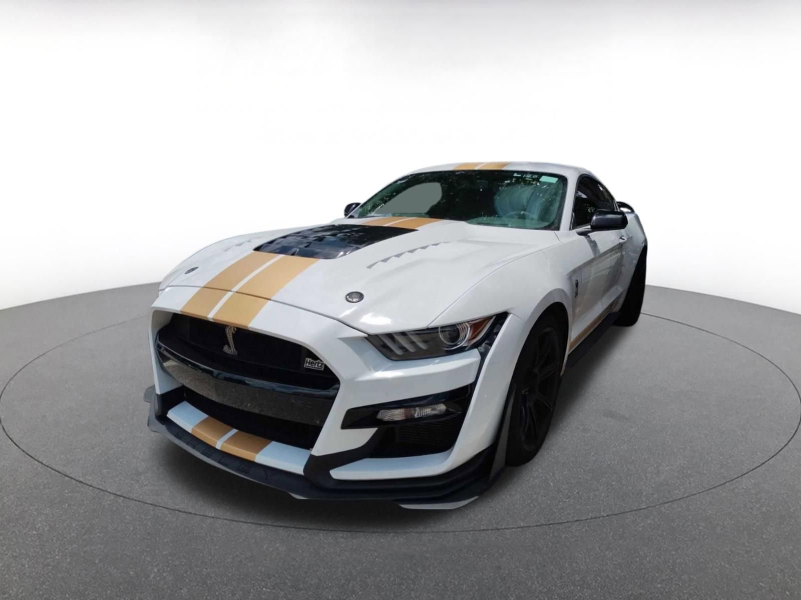 Used 2022 Ford Mustang Shelby GT500 w/ Technology Package image 4