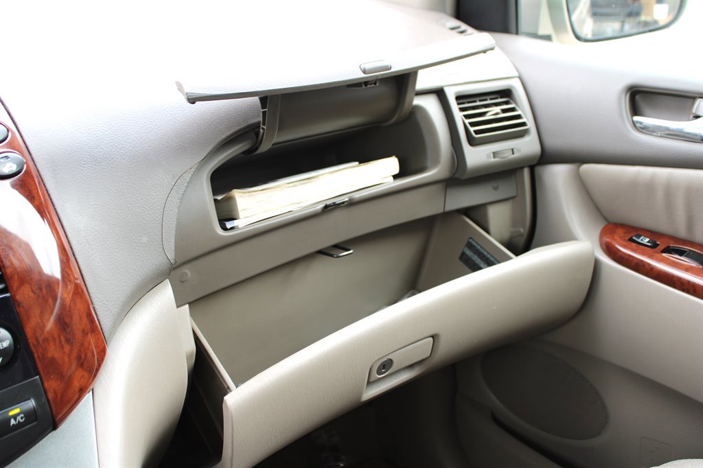 Used 2005 Toyota Sienna XLE image 37