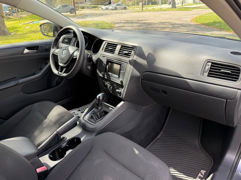Used 2016 Volkswagen Jetta S FWD image 20