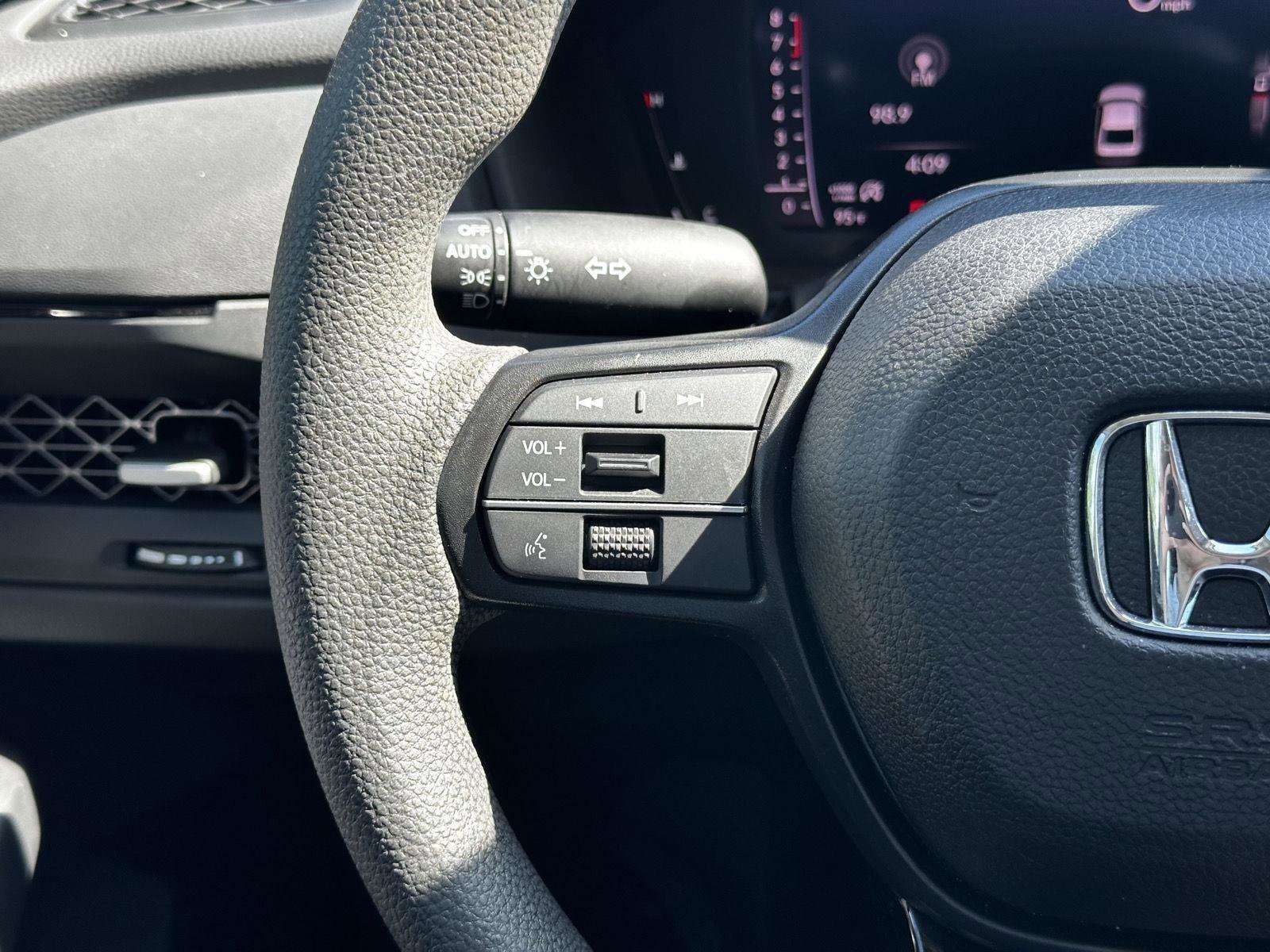 Certified 2023 Honda Accord EX image 12