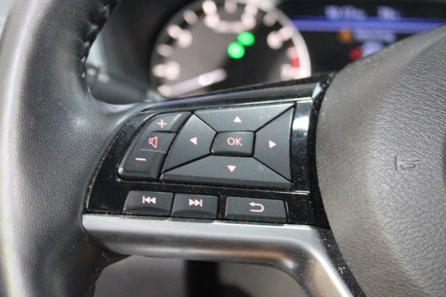 Used 2019 Nissan Altima 2.5 SV AWD/4WD image 14