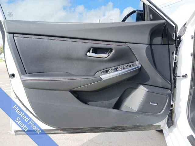 Used 2022 Nissan Sentra SR w/ Lighting Package image 18