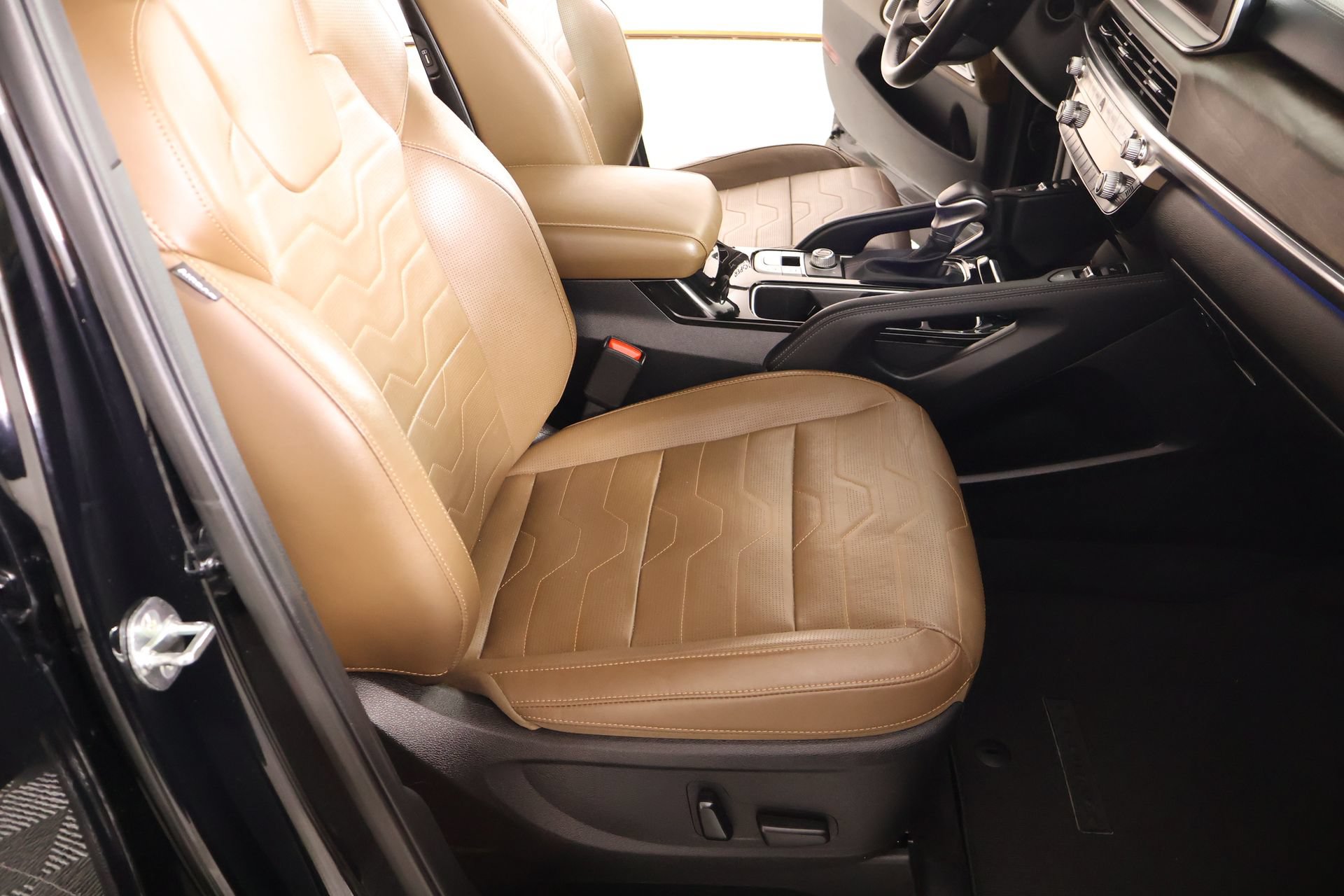 Used 2022 Kia Telluride SX w/ SX Prestige Package AWD/4WD image 15