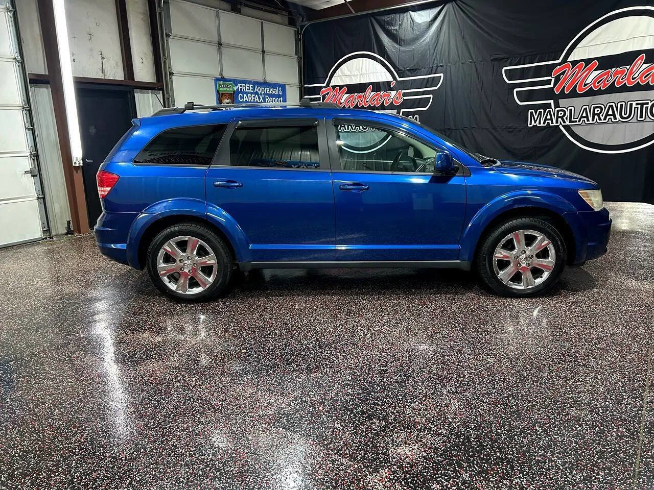 Used 2009 Dodge Journey SXT w/ Chrome Appearance Group FWD image 12