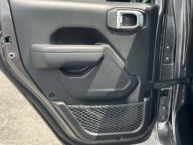 New 2026 Jeep Gladiator Sport AWD/4WD image 13