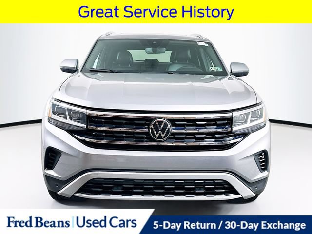 Used 2023 Volkswagen Atlas Cross Sport SEL AWD/4WD image 2