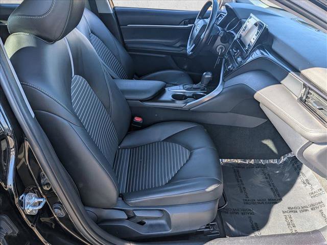 Used 2023 Toyota Camry SE image 18