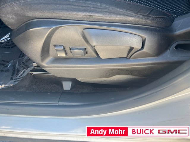 Used 2016 GMC Terrain SLE FWD image 17