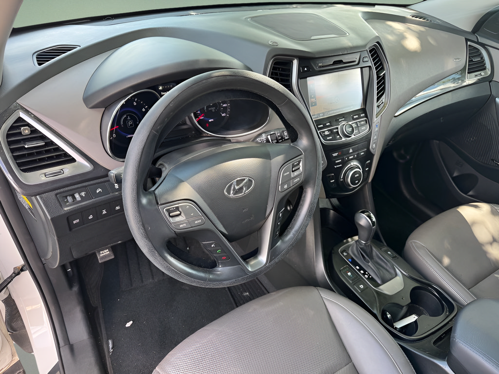 Used 2016 Hyundai Santa Fe Limited w/ Option Group 04 AWD/4WD image 22