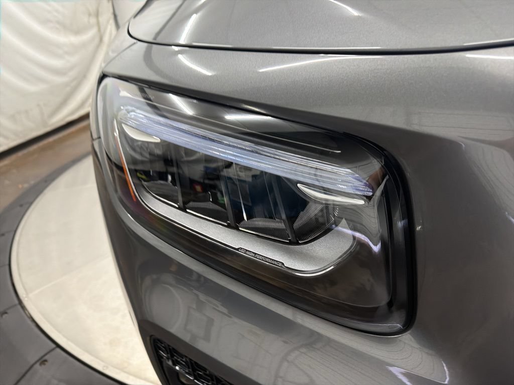 Used 2026 Mercedes-Benz GLB 250 image 10