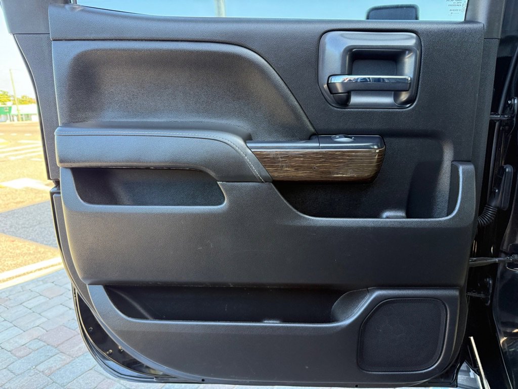 Used 2019 GMC Sierra 2500 Denali w/ Duramax Plus Package image 32