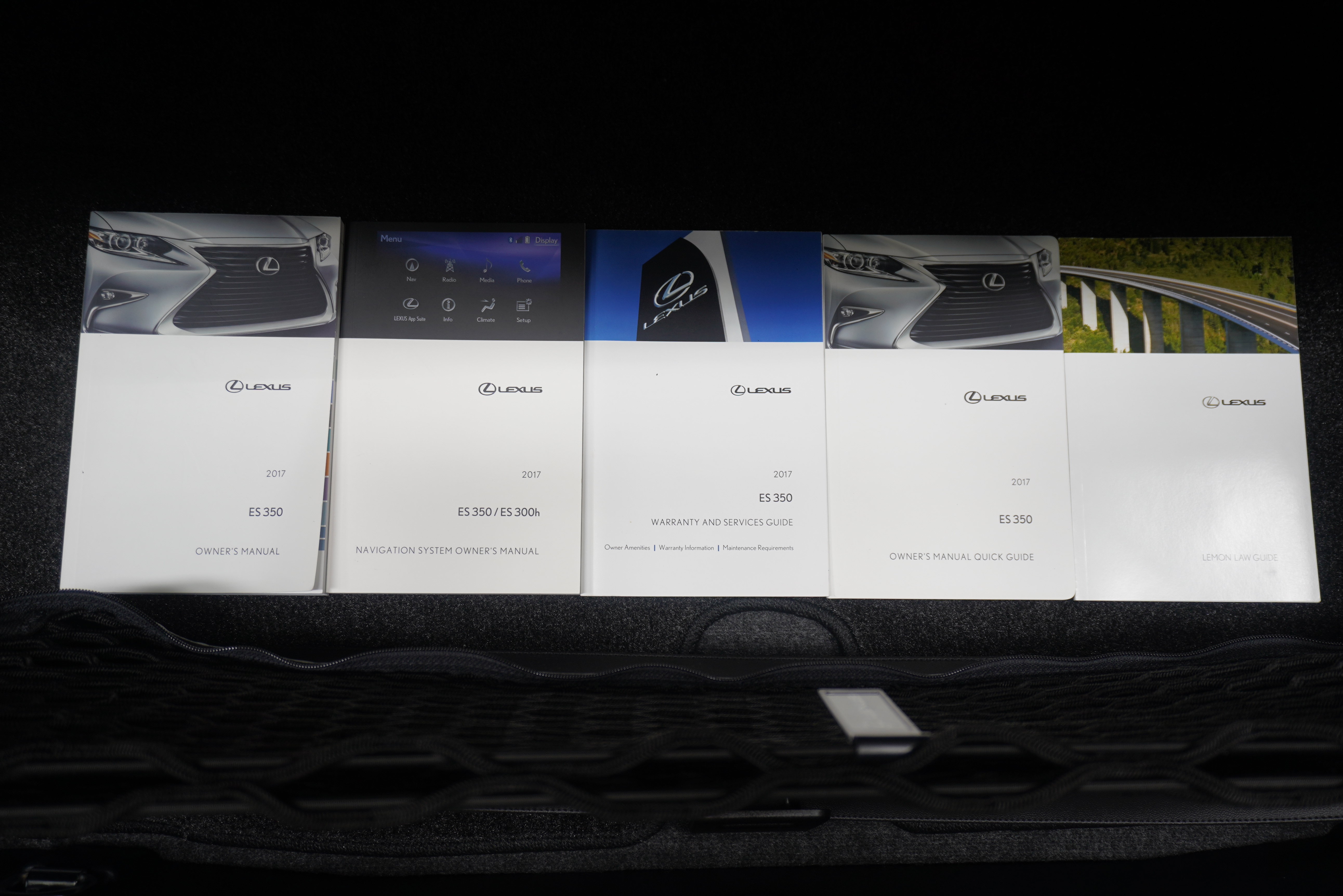 Used 2017 Lexus ES 350 w/ Luxury Package FWD image 31