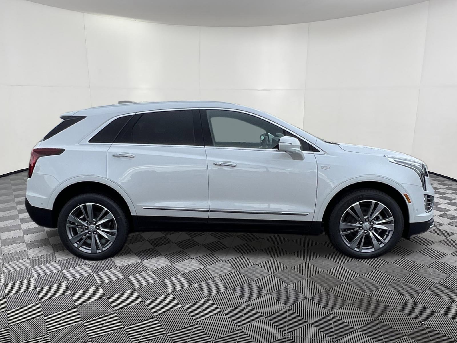 New 2026 Cadillac XT5 Premium Luxury w/ Driver Assist Package AWD/4WD image 7