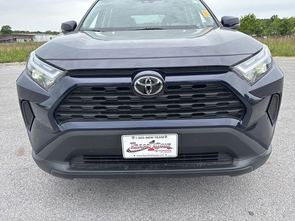 Used 2022 Toyota RAV4 XLE FWD image 41