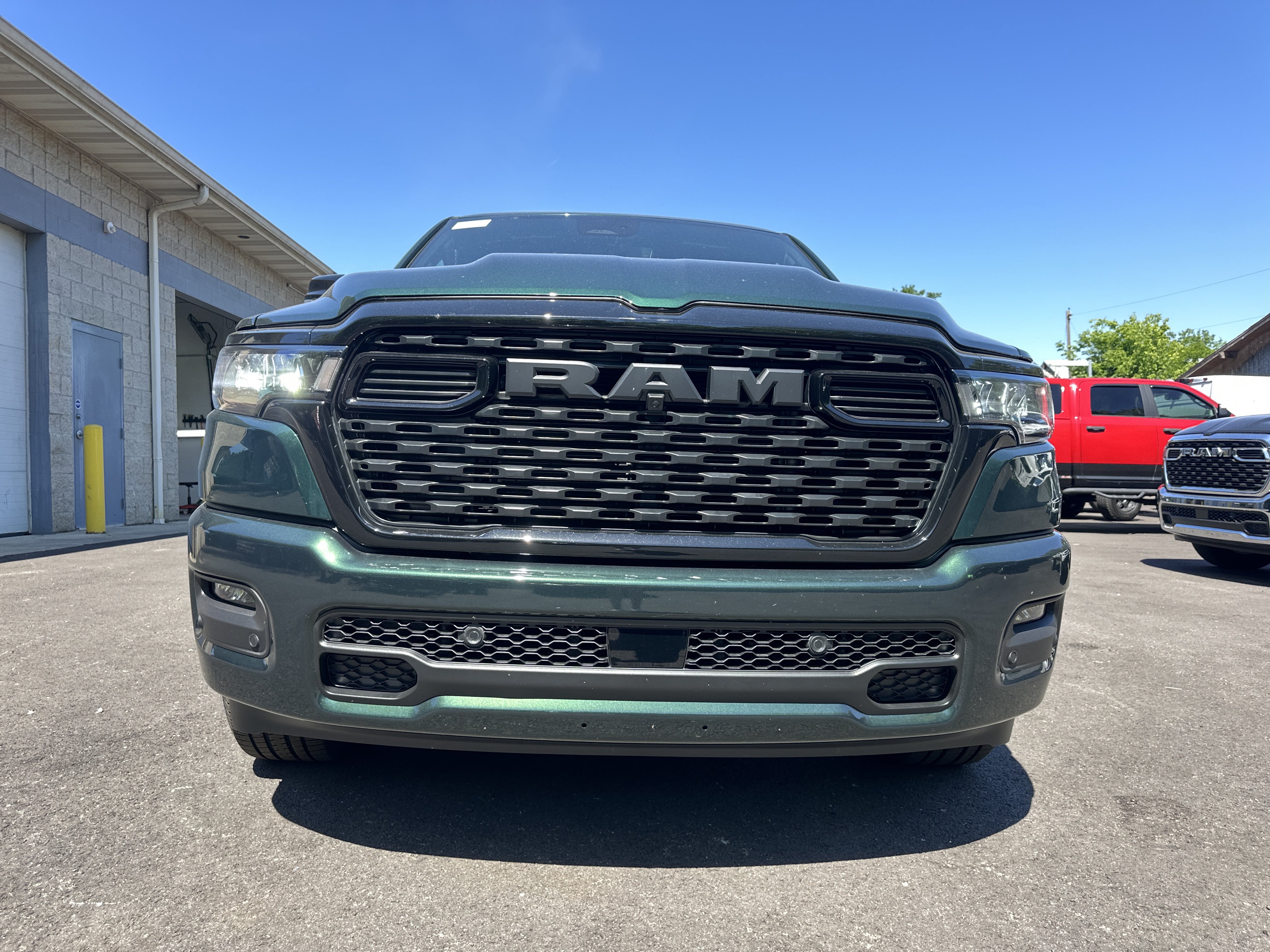 New 2026 RAM 1500 Big Horn AWD/4WD image 22