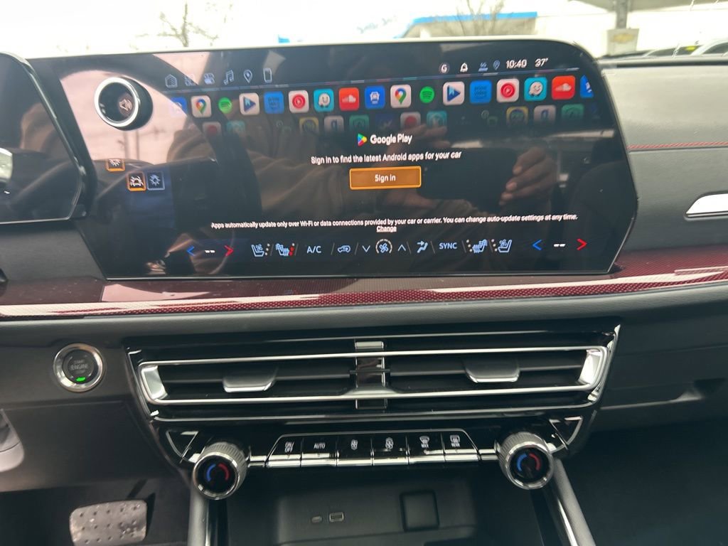 New 2026 Chevrolet Traverse RS image 10