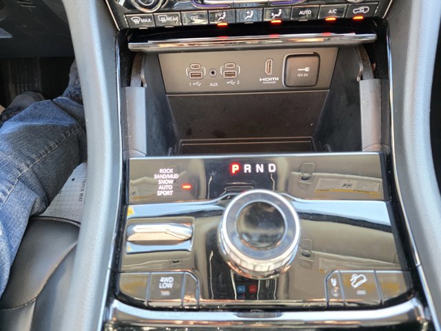 Used 2023 Jeep Grand Cherokee 4WD 4xe image 8