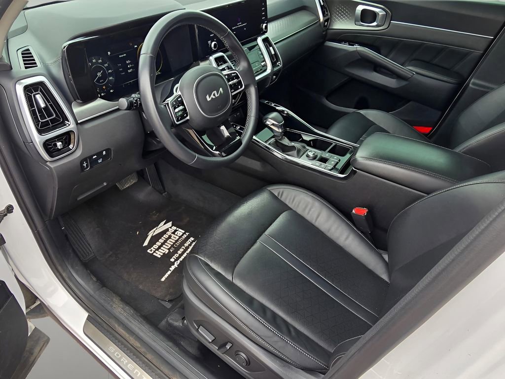 Used 2023 Kia Sorento SX image 18