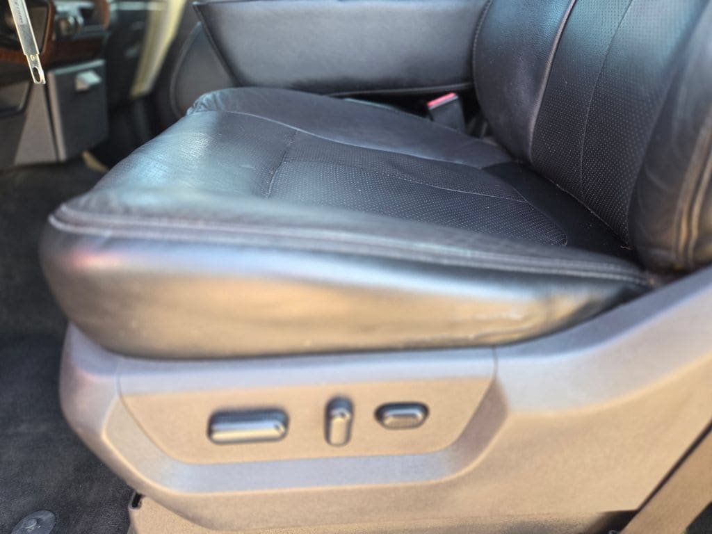 Used 2015 Ford F350 Lariat AWD/4WD image 31
