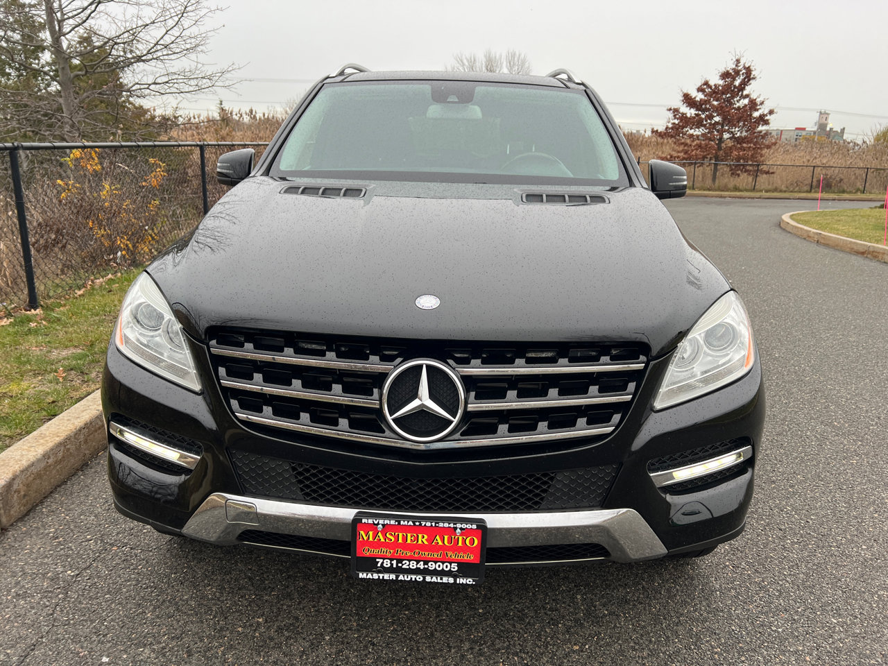 Used 2013 Mercedes-Benz ML 350 BlueTEC 4MATIC image 2