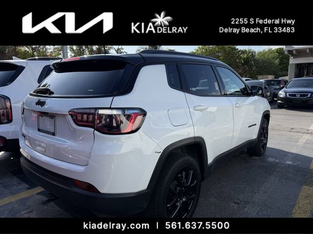 Used 2023 Jeep Compass Altitude w/ Convenience Group image 3