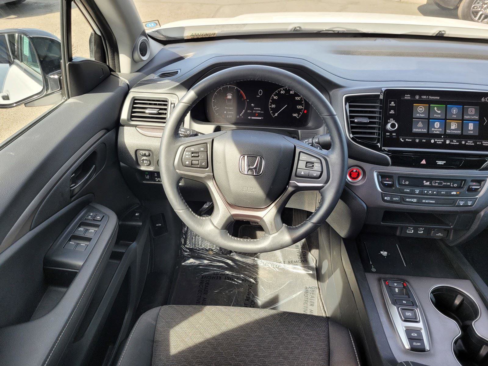 Used 2025 Honda Ridgeline Sport image 18