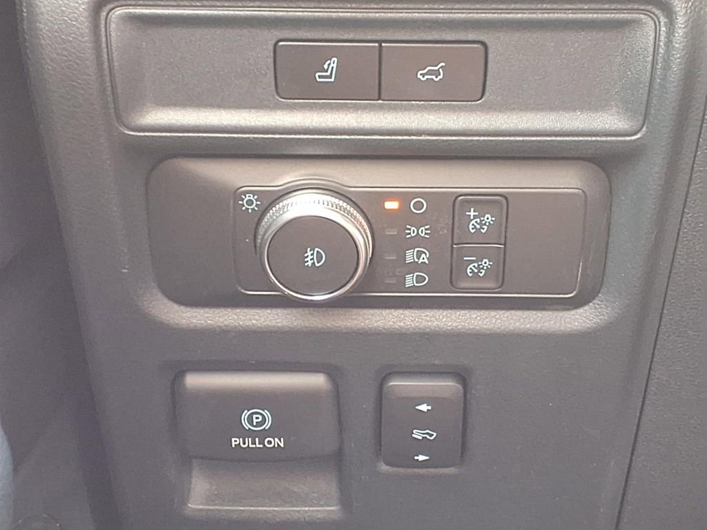 Used 2022 Ford Expedition XLT RWD image 18