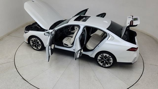 Used 2026 BMW 540i xDrive image 85