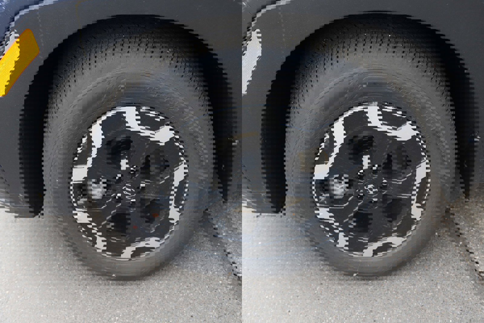 New 2026 Hyundai Santa Fe SEL image 12