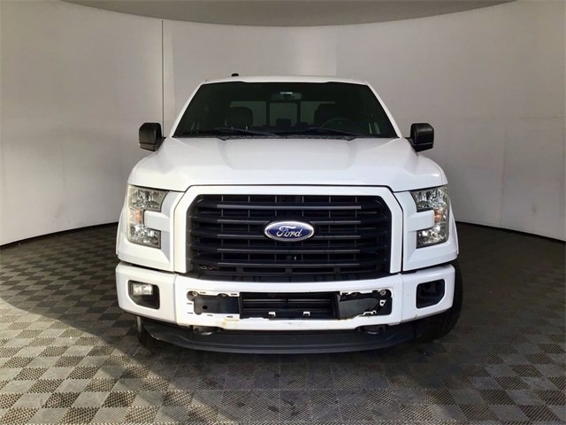Used 2016 Ford F150 XLT w/ Equipment Group 302A Luxury image 4