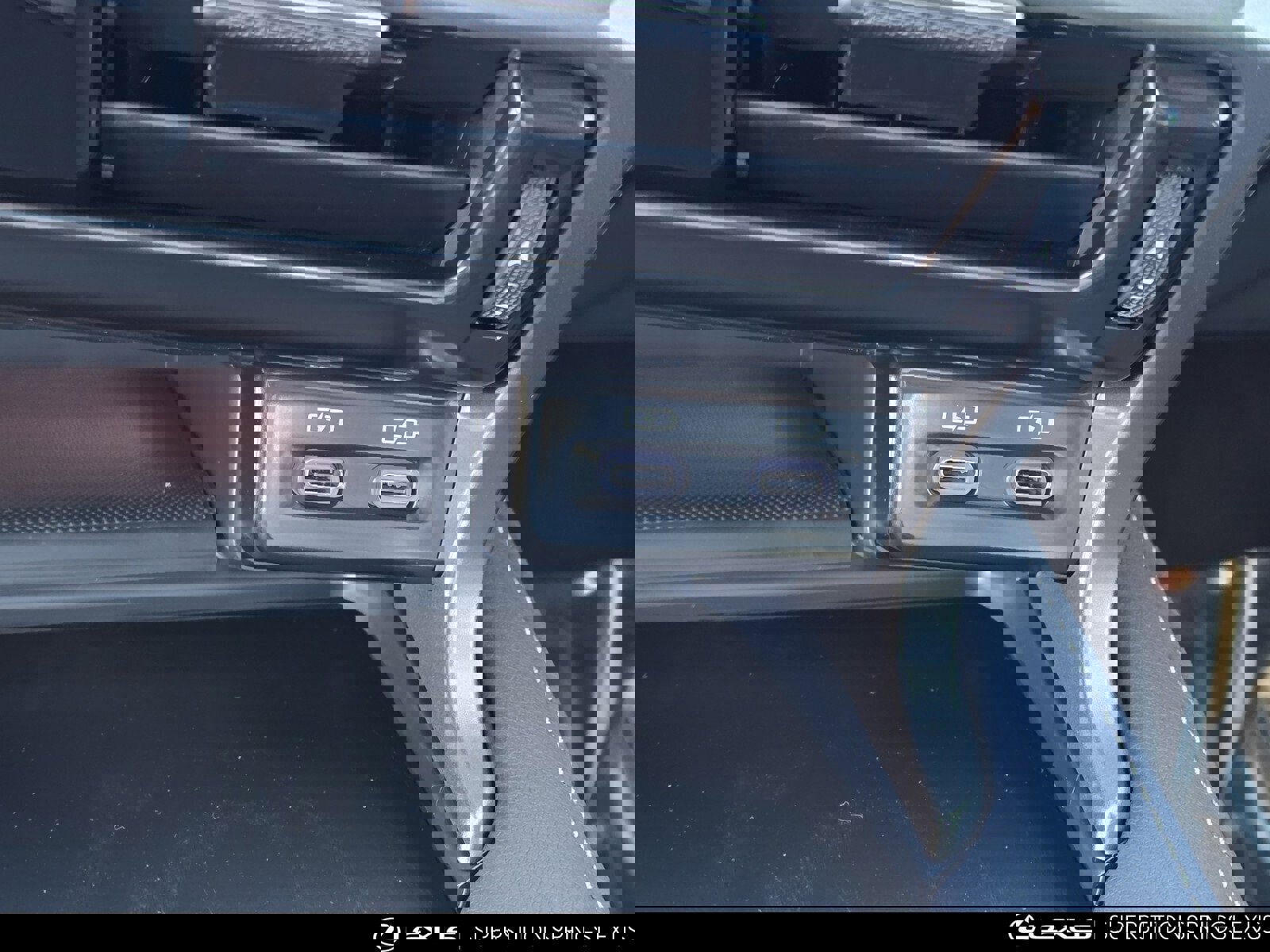 New 2026 Lexus RX 450h AWD image 19