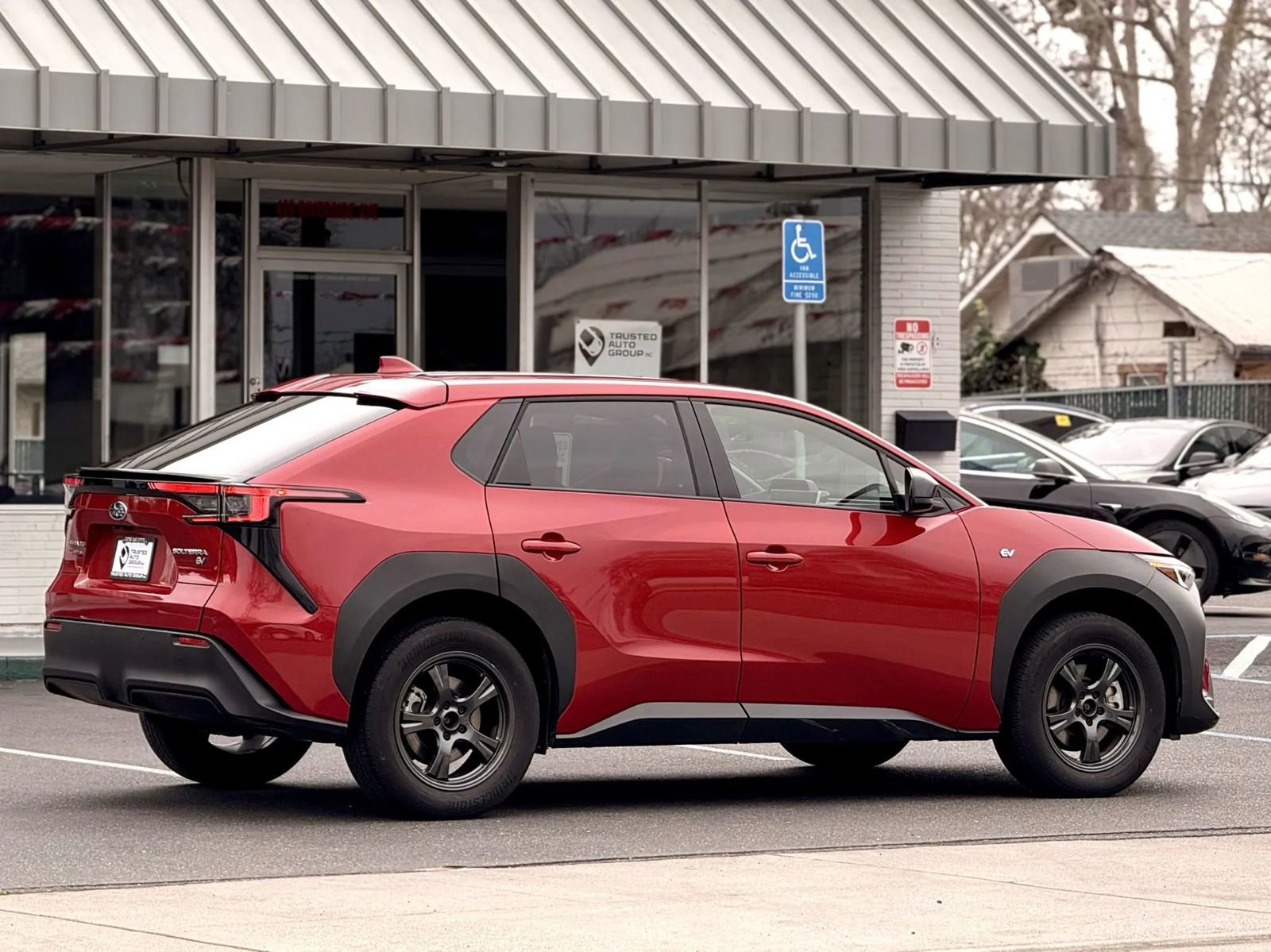 Used 2023 Subaru Solterra AWD image 8