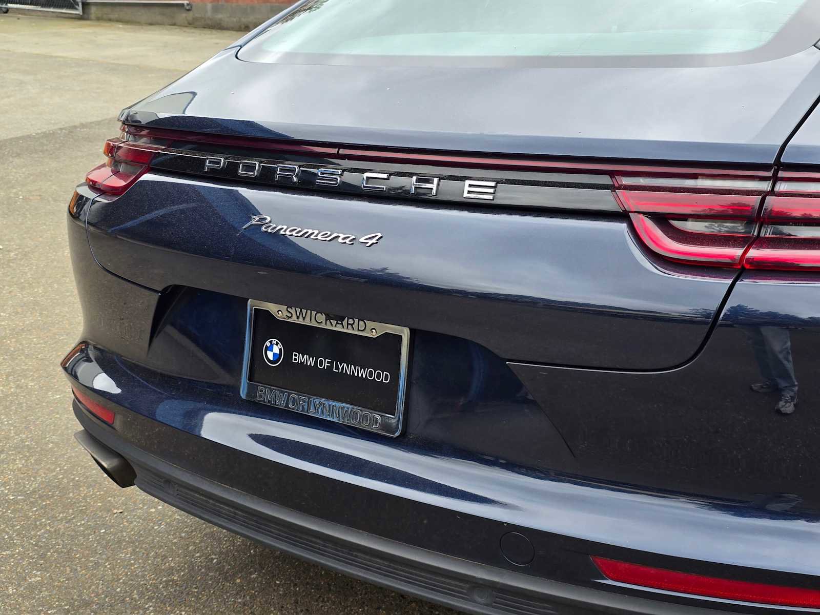 Used 2020 Porsche Panamera 4 AWD/4WD image 13